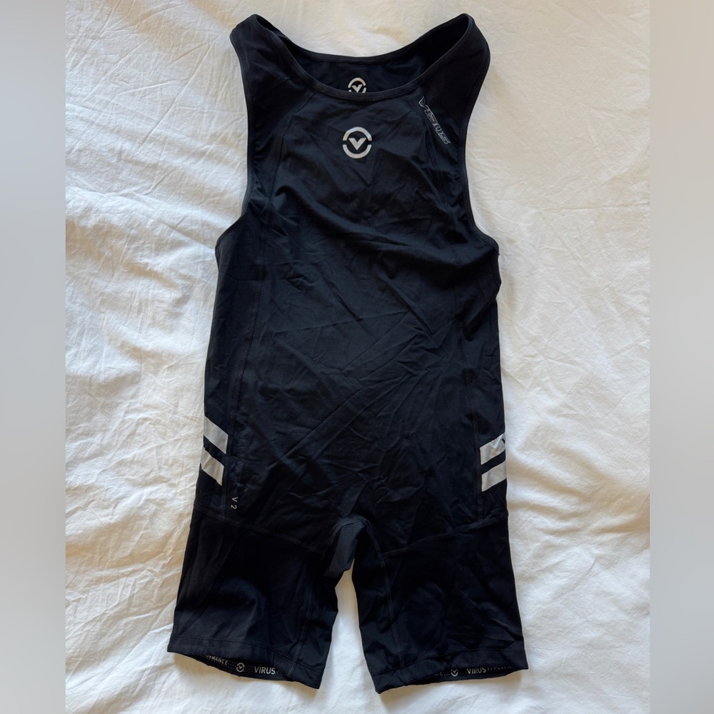Virus Elevate V2 Olympic Weightlifting Singlet Medium black LIKE NEW